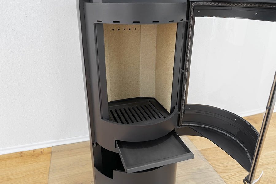 Kaminofen-Juhnberg-Ludwig-6kW-3.jpg